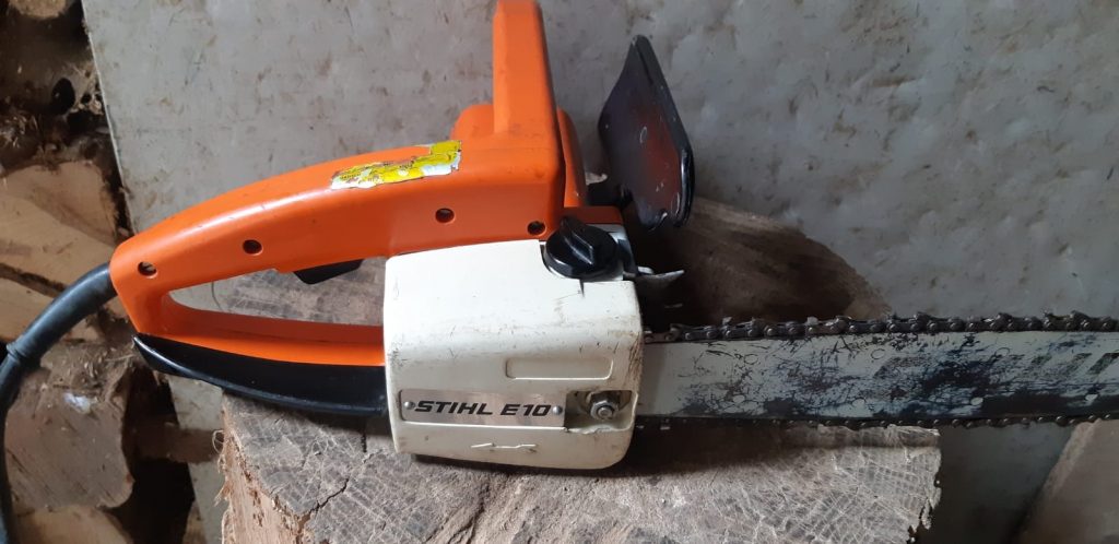 283746616_10228633611968722_1684424746461341607_n-1024x498 STIHL E10